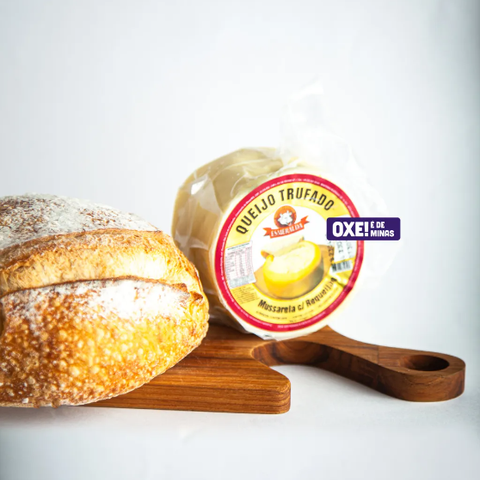 Pão bola + Mozarela Trufada Esmeralda
